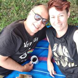 Same blanket Vicky proposed on 20 years ago and same bloke she proposed to!