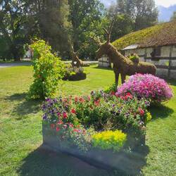 Pause im kleinen Dorf Zalve.