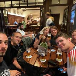 Ein letztes Getränk zum Abschluss der Tour 🥳