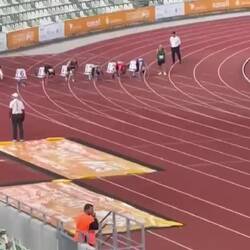 Pat storming to silver