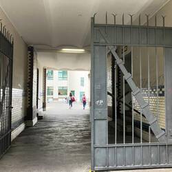 Immer wieder spannend in Hinterhöfe zu blicken