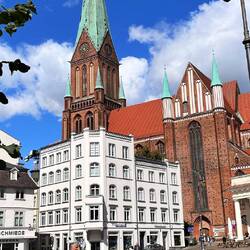 Marktplatz mit Dom