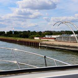 Und auch an Wasserstraßen gibt es Kunst.