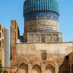 La moschea di Bibi-Khanym (lo stile delle cupole è quasi sempre uguale)