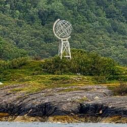 über den Polarkreis 🌐