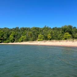 Beach on south side of Raspberry Island
