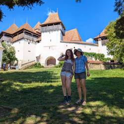 Fortyfikowany kościół w Viskrii