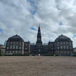 .. mit Reitplatz