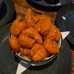 Boom boom crevettes.... (sauce boom boom = sauce cocktail + mayonnaise)