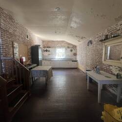 Looking thru the window into the keepers quarters.