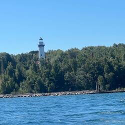 What Outer Island lighthouse looks like when approaching the dock.