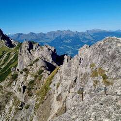 ... und halten mich auf dem Gipfel der Drei Schwestern...