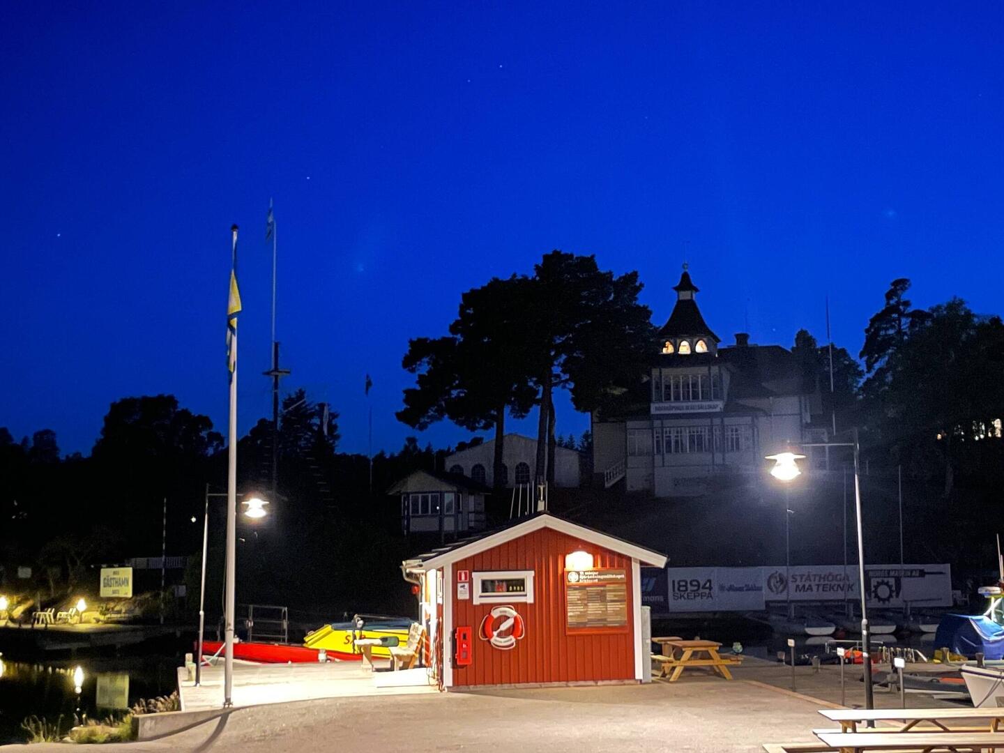 ruhiger Abend im Hafen