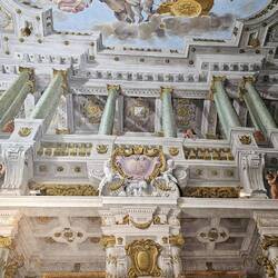 This was the room so stunningly painted.