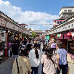 Nakamise Shopping Street
