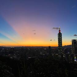 Elephant Mountain sunset, Taipei 101 in all its glory