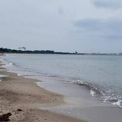 Warnemünde im Hintergrund