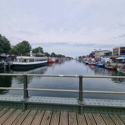 Im Hafen von Warnemünde