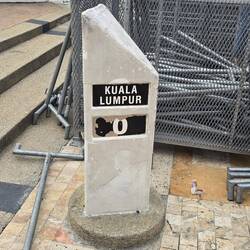 The exact local independence was claimed