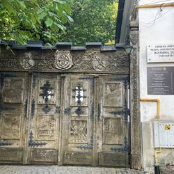 A tu brama w zupełnie innym stylu