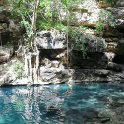 Cenote X-batún.