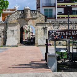 Remains of the wall that surrounded the city. Over time, pirate attacks were devastating.