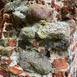 Nicht nur Backsteine wurden verbaut