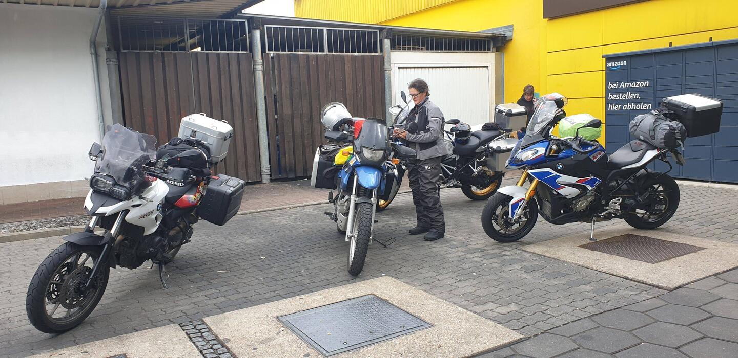 Tanken, Pinkeln, weiterfahren