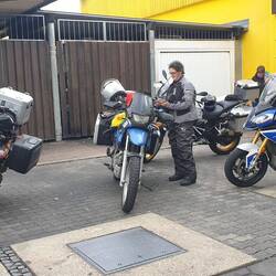 Tanken, Pinkeln, weiterfahren