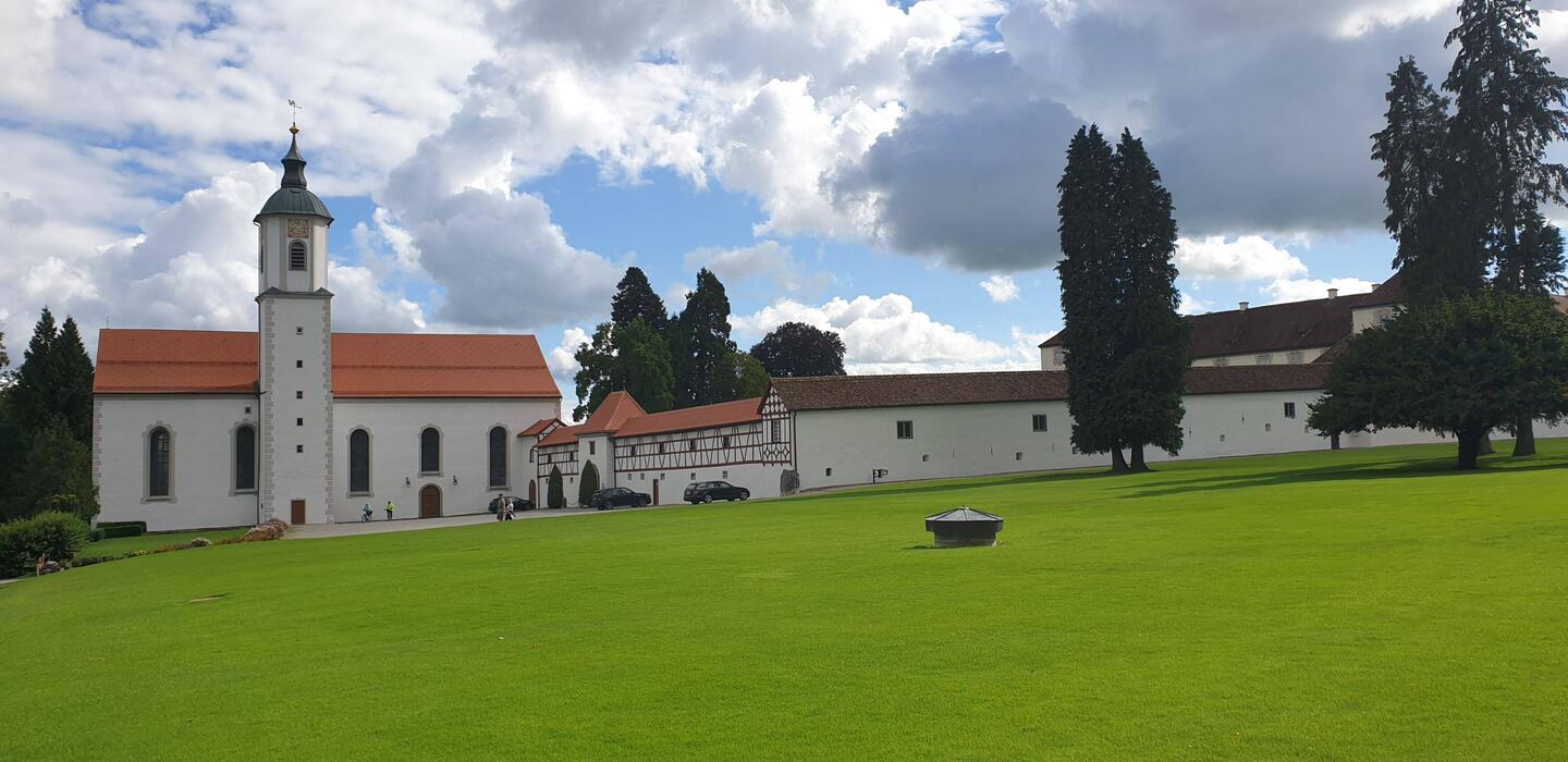 Seit 1642 steht hier oben eine Kirche