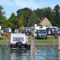 Campingplatz vom Steg aus