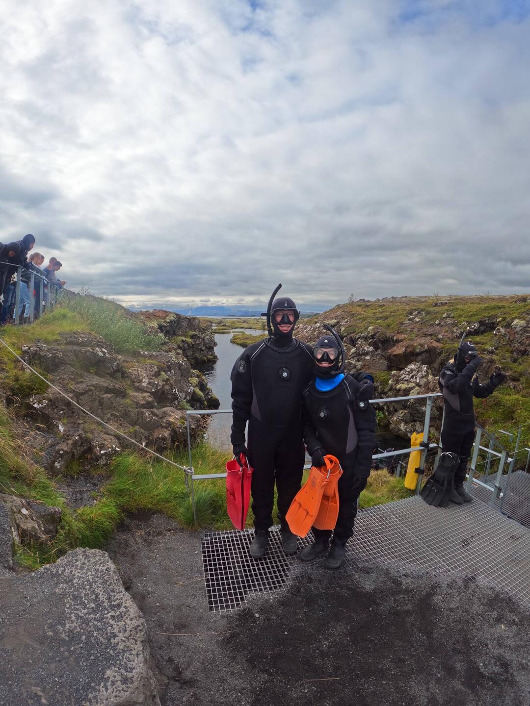Dry suited up for some fissure snorkeling in freezing water!