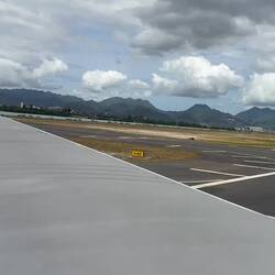 JL783 takeoff roll from Runway 08R.