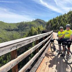 Die zwei Sahnestücke mit ihrem Tandem