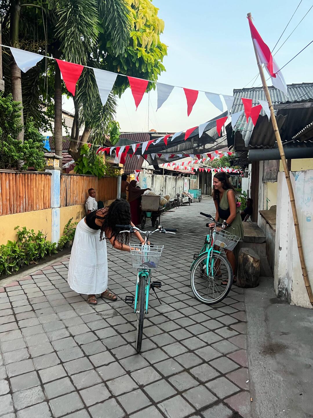 Veronika und Sofia +Räder