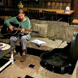 At Camping San Nicolas. Because her sandals were wet, Rahel took mine! :)