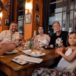 Bouchon Lyonnais avec la famille réunie ;)