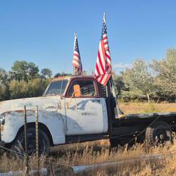 Mehr Fahnen als sonst... morgen ist Labour Day