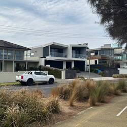 Large houses looking out over Port Phillip bay