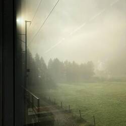 Bodennebel empfängt mich im Engadin