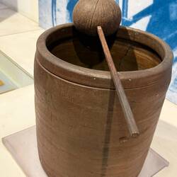 Container used to Serve Green Tea to Soldiers by Vu Thi Thanh