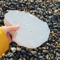 Kalkstein,der immer mehr abbricht