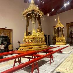 How a king gets around