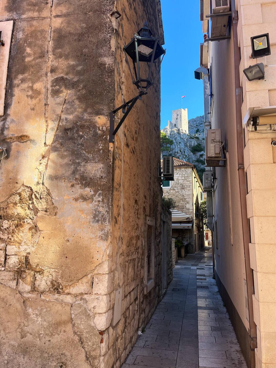 Omis