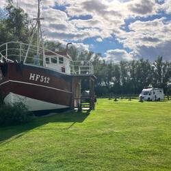 Ferienwohnung am Hafen "an der Haff," Karnin in stillgelegtem Kutter