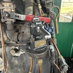 Independent (locomotive) brake valve handle, and engineer's injector steam valve control handle