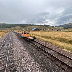 Los Pinos Siding as we briefly level out on the valley floor