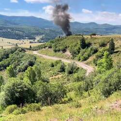Stack-talk on the climb to Cumbres. Notice the reverse curvature slows the train.