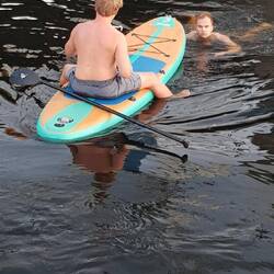 Tauchen nach der Drohne