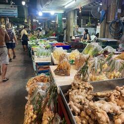 Veggie and flower market